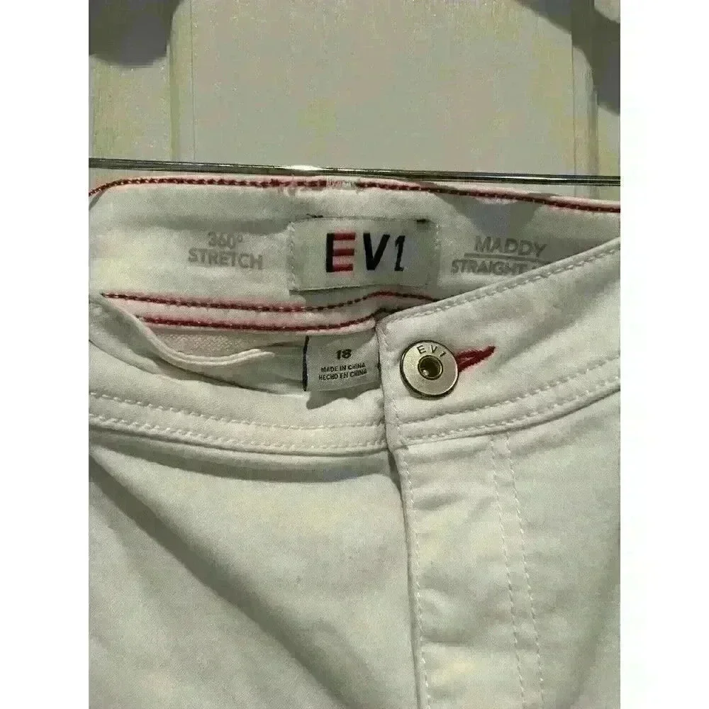 EV1 Jeans Maddy Straight Leg White Love Embroidered 360 Stretch Size 18 - Picture 2 of 4
